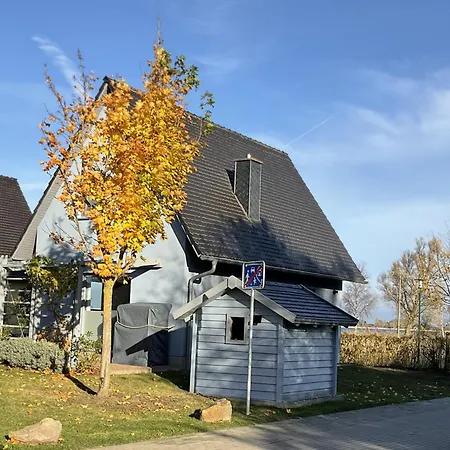 Haus Timpete Am Breetzer Bodden Casa vacanze *